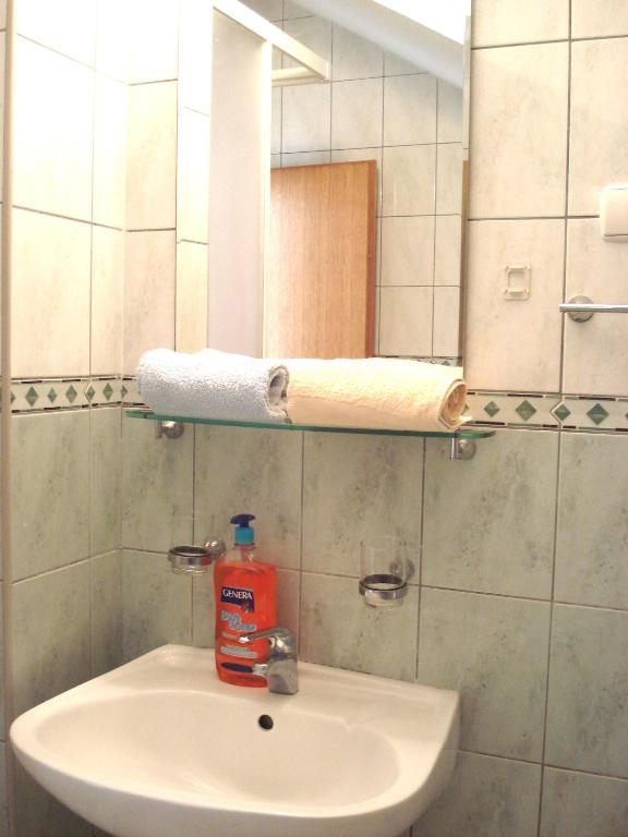 Guest House Karevic هفار المظهر الخارجي الصورة